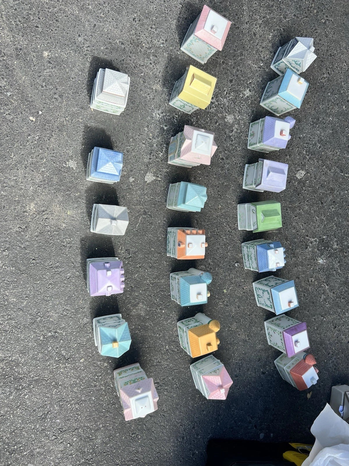 Original 1989 Lenox Spice Village Complete with Rack. Previously Owned.